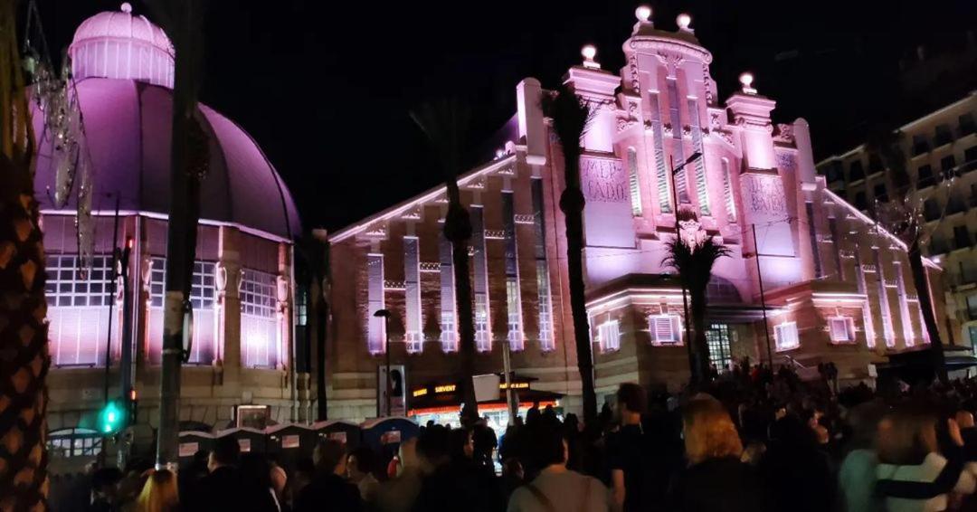 Desconecta Junto Al Mercado Central De Alicante Exterior foto